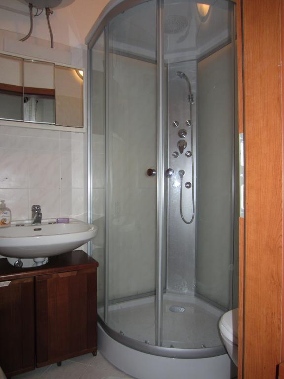 Apartment Retro III Koper Phòng bức ảnh